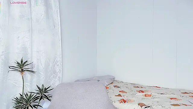 Snapshot of I_Am_Boo chatting on 10-29-25, 05:39 I Am Boo online show from 10-29-25, 05:39