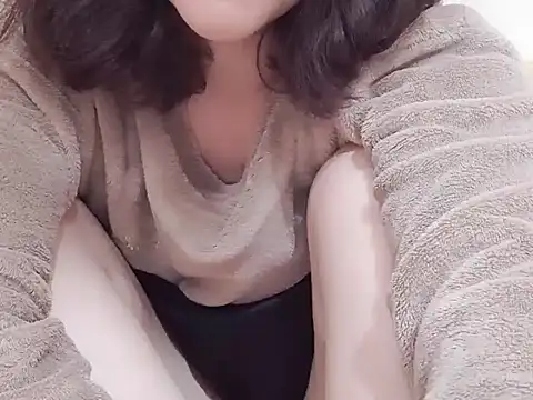 Pink cream online show from 02-16-25, 02:21