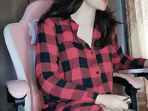 Pink cream online show from 12-14-25, 01:12