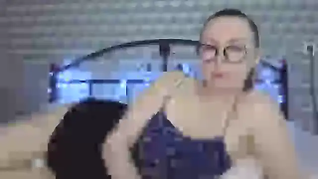  Leslyy Solo 1 online show from 02-17-25, 01:22