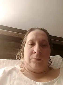 Snapshot of Icedcoffee2024 chatting on 03-28-26, 01:50 Icedcoffee2024 online show from 03-28-26, 01:50