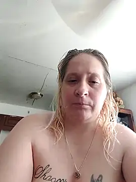 Snapshot of Icedcoffee2024 chatting on 07-03-26, 02:23 Icedcoffee2024 online show from 07-03-26, 02:23