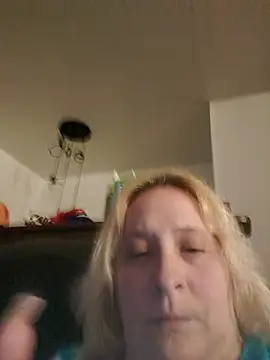 Icedcoffee2024 online show from 11-02-25, 01:21