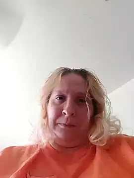 Snapshot of Icedcoffee2024 chatting on 05-26-26, 05:22 Icedcoffee2024 online show from 05-26-26, 05:22