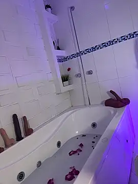 MelissaKarterrs online show from 12-17-25, 11:59