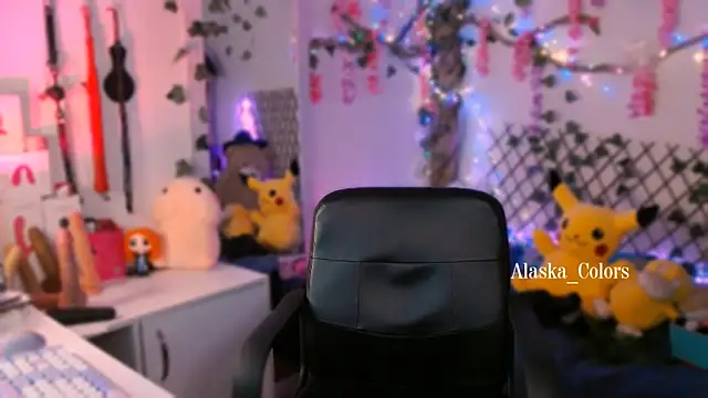 Alaska colors7 online show from 11-22-25, 01:43