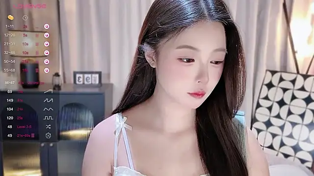 Snapshot of Ubela_7 chatting on 02-14-26, 03:01 Ubela 7 online show from 02-14-26, 03:01