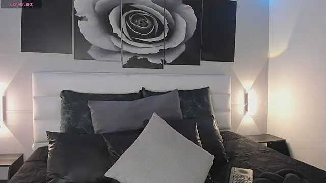 sofi bakerr online show from 10-02-25, 11:35