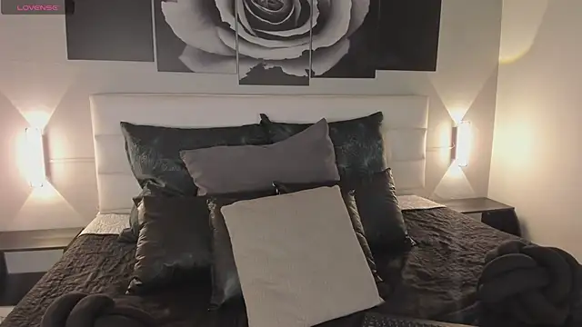 sofi bakerr online show from 11-04-25, 11:36