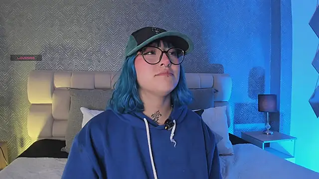 sofi bakerr online show from 10-04-25, 11:34