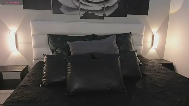 sofi bakerr online show from 09-23-25, 11:39