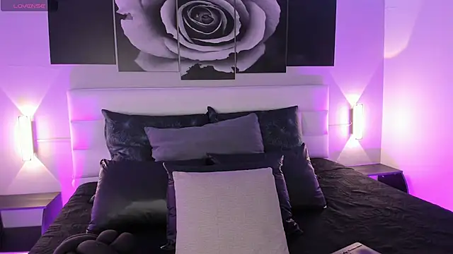 sofi bakerr online show from 09-24-25, 11:39