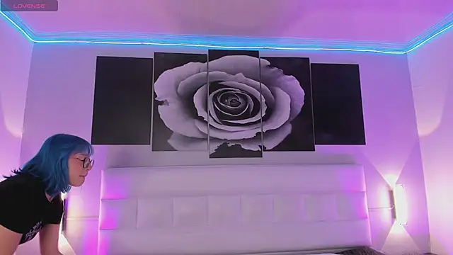 sofi bakerr online show from 10-15-25, 11:40