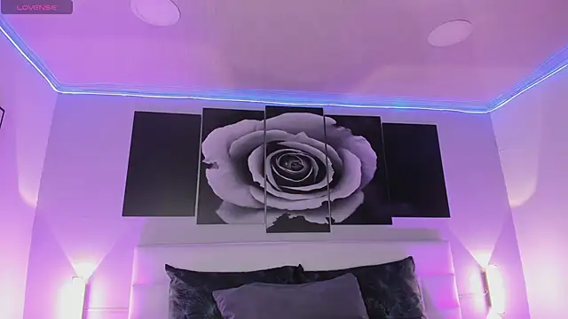 sofi bakerr online show from 11-05-25, 11:35