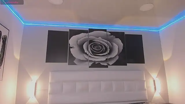 sofi bakerr online show from 09-09-25, 11:30