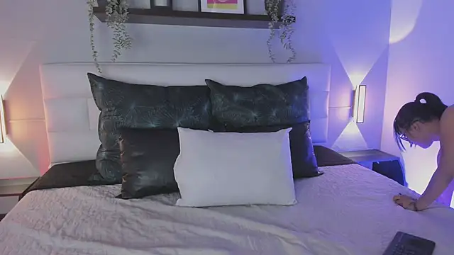 sofi bakerr online show from 02-13-26, 11:43