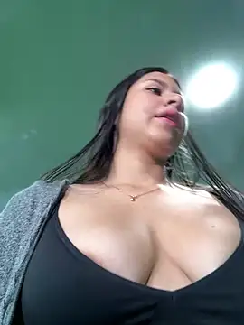 VAL PRINCESS online show from 01-18-25, 12:15