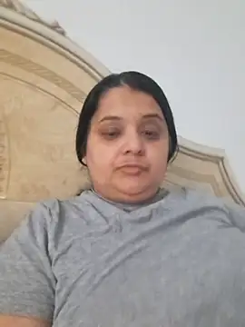 sarahhh1987 online show from 04-07-26, 02:30