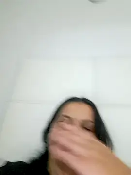 sarahhh1987 online show from 01-10-26, 10:05