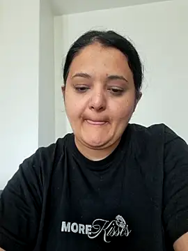 sarahhh1987 online show from 04-06-26, 08:48