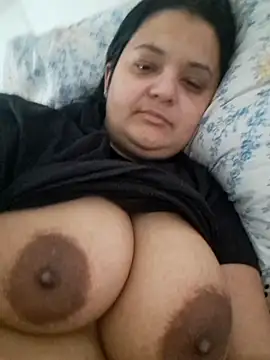 sarahhh1987 online show from 03-02-26, 06:36