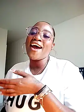 Perlasexyu1 online show from 10-16-25, 02:47