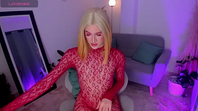 AnntoniaWood online show from 10-27-25, 02:23