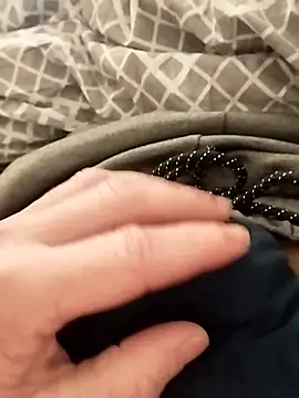 Snapshot of Singlepennis chatting on 03-22-25, 09:53 Singlepennis online show from 03-22-25, 09:53