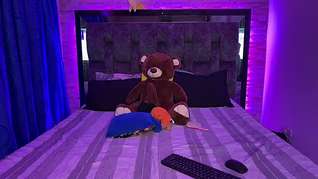 Juva    online show from 09-18-25, 11:30