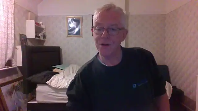 shaun63m online show from 11-22-25, 01:37