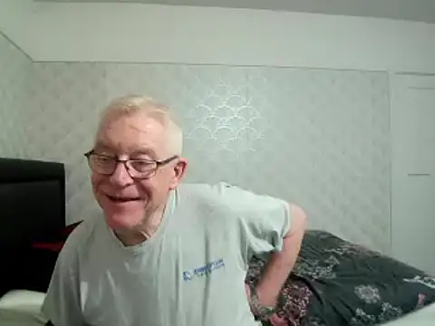 Snapshot of shaun63m chatting on 03-01-25, 01:22 shaun63m online show from 03-01-25, 01:22