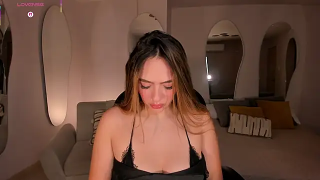 BellaRose X online show from 02-15-26, 07:51