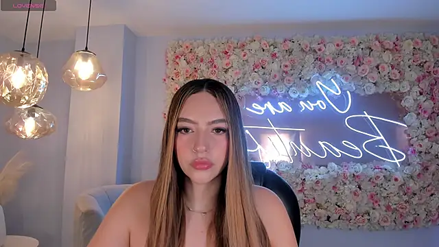 BellaRose X online show from 10-07-25, 03:18