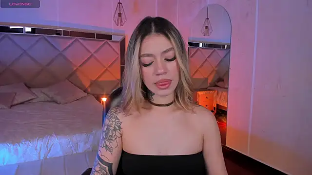 ViolettHansson online show from 01-16-26, 06:45