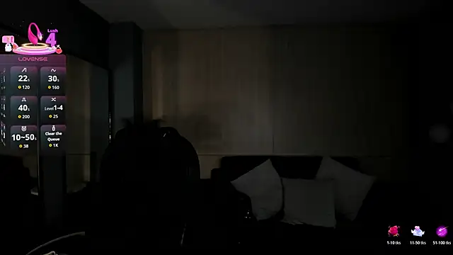 Snapshot of ViolettHansson chatting on 11-08-25, 11:14 ViolettHansson online show from 11-08-25, 11:14