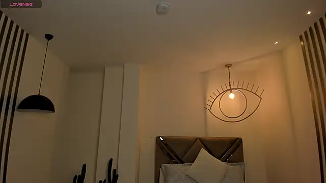 AliceHarper  online show from 02-25-26, 09:47