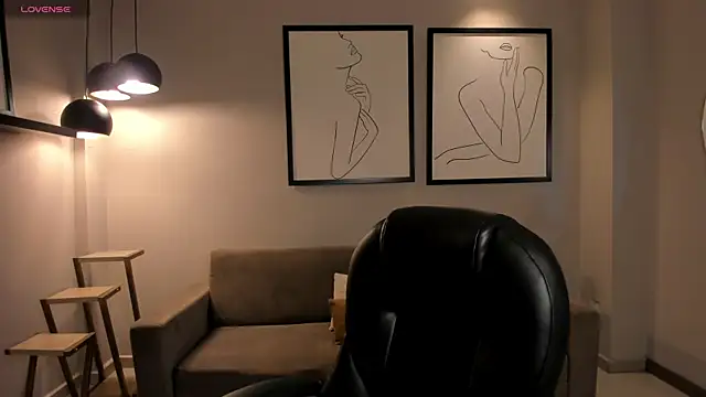 AliceHarper  online show from 10-29-25, 07:46