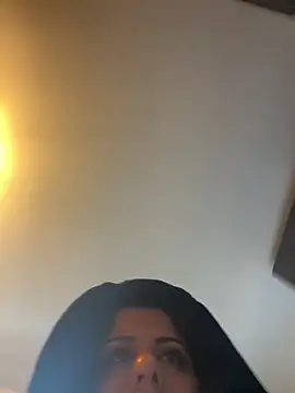 Snapshot of holyeroticss chatting on 02-27-25, 08:09 holyeroticss online show from 02-27-25, 08:09