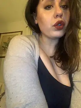 Snapshot of holyeroticss chatting on 01-08-26, 10:05 holyeroticss online show from 01-08-26, 10:05