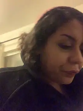 Snapshot of holyeroticss chatting on 12-01-25, 08:59 holyeroticss online show from 12-01-25, 08:59