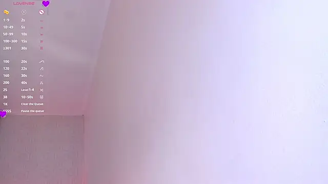 aliscollins  online show from 04-30-26, 01:56