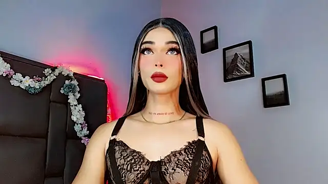 Marian LV online show from 09-13-25, 08:03