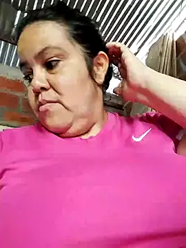 lunanataly online show from 11-18-25, 02:31