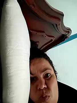 lunanataly online show from 11-12-25, 02:10