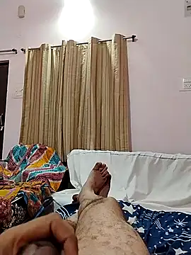 roadtucker123 online show from 02-14-25, 04:31