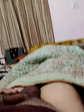 roadtucker123 online show from 12-21-25, 06:20