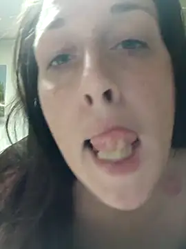 Snapshot of PhatAss_Kummmilla chatting on 09-28-25, 09:27 PhatAss Kummmilla online show from 09-28-25, 09:27