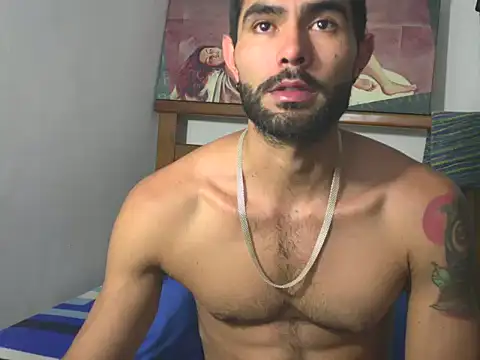 Snapshot of hideonbush051 chatting on 02-12-26, 03:45 hideonbush051 online show from 02-12-26, 03:45