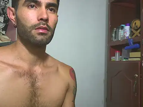 hideonbush051 online show from 01-09-26, 02:51