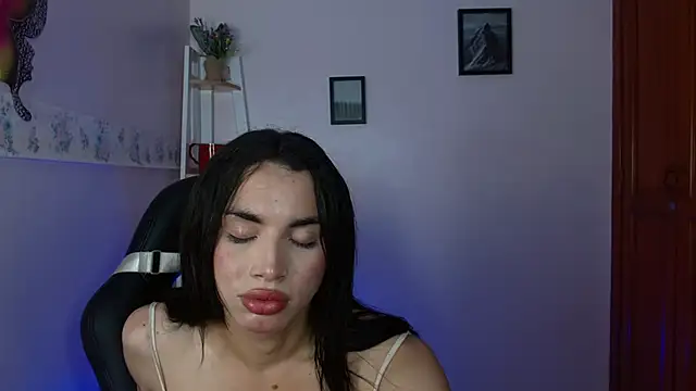 Snapshot of JackyMurphy chatting on 12-26-24, 04:14 JackyMurphy online show from 12-26-24, 04:14